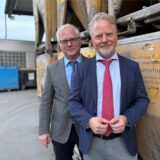 Uwe und Klaus Lungmuß auf dem Firmengelände von Lungmuß Feuerfest in Dortmund.