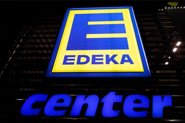 Das Logo eines Einkaufcenters des Lebensmittelhändlers Edeka