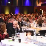 Der Neujahrsempfang des Bürgermeisters am 1.2.2025 in der Europahalle Castrop-Rauxel: Beim Termin mit rund 500 geladenen Gästen gab es viele Reden und Preise wie die Ehrennadeln der Stadt Castrop-Rauxel, aber auch Zeit für Gespräche und Genuss an den Tischen.