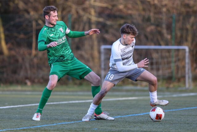 Jaime Borm (r.) und der FC Nordkirchen unterlagen Westfalia Kinderhaus.