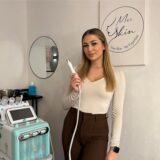 Bei Cremes, Peelings und Seren ist Michelle Mec in ihrem Element. Damit möchte sie sich ein zweites Standbein neben dem Job aufbauen.