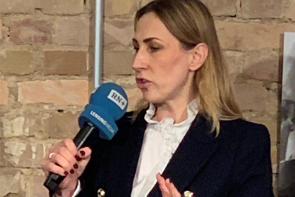 Anna Rathert (AfD) bei der Wahlarena von Recklinghäuser Zeitung, Ruhr Nachrichten und Waltroper Zeitung am 6.2.2025.