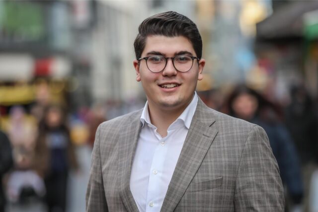 Nils Mehrer (FDP) kandidiert für den Wahlkreis Dortmund 2 (östliche Stadtbezirke).