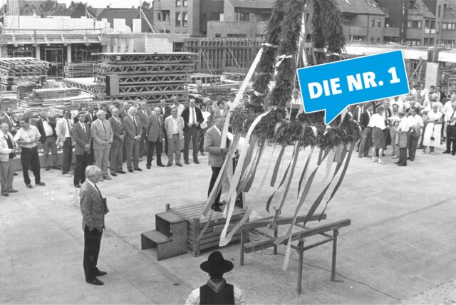 Richtfest für den Kaufhauskomplex am 1. September 1988.