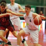 Felix Gröne (Citybasket Recklinghausen) im Duell gegen Bayer Leverkusen II.