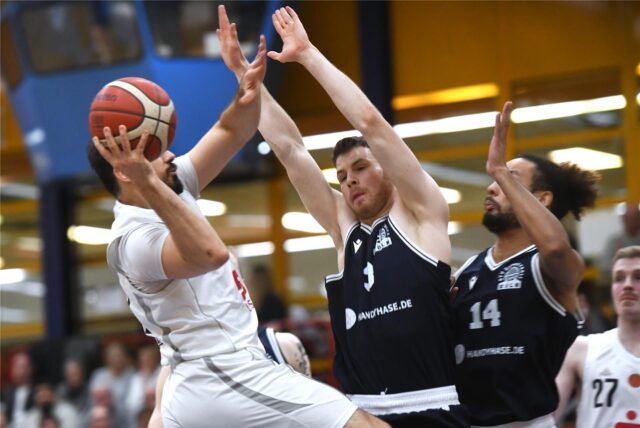 Basketball Regionalliga West 24. Januar 2025, Rosa-Parks-Halle. Hertener Löwen – DTV Köln 75:66. Faton Jetullahi
