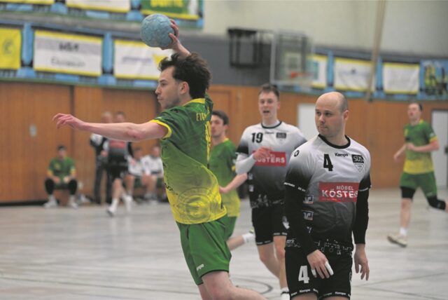 Alexander Rathmer (ETG Recklinghausen) setzt sich am Kreis durch