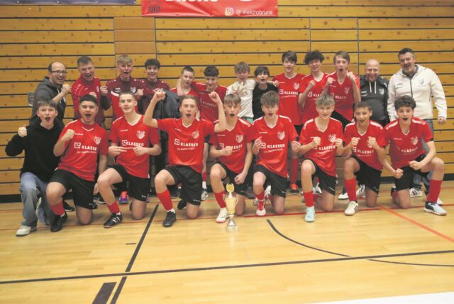 SV Vestia Disteln gewinnt die Hallenfußball-Stadtmeisterschaft in Herten.