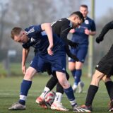 Die erste Mannschaft der SG Titania/RW Erkenschwick (blaue Trikots) spielt aktuell in der Kreisliga A2 um den Klassenerhalt.
