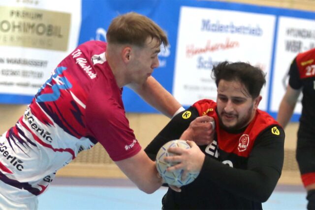 Zwei Tore in Hattingen: Ahmad Al Masalmeh kassierte mit dem VfL Hüls eine hohe Niederlage.