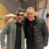 Kürsat „Chico“ Yildirim und Eike Immel auf der Premiere von „Promis unter Palmen“ in Berlin