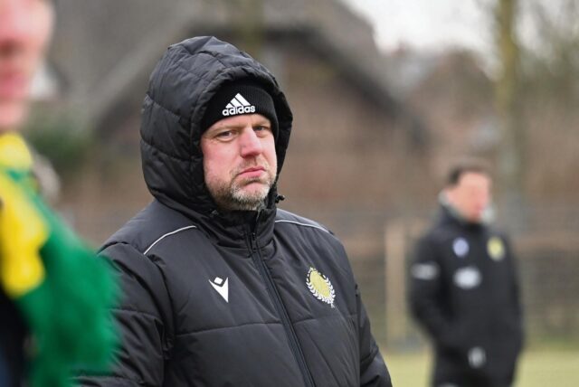Oliver Ridder an der Seitenlinie als Sportlicher Leiter des FC 96 Recklinghausen