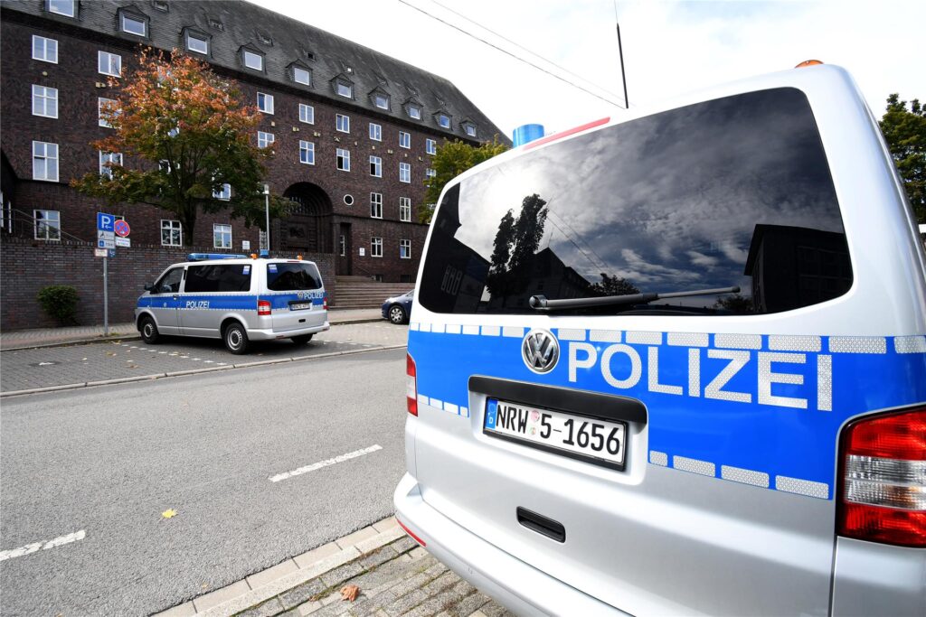 Außenaufnahme vom Polizeipräsidium Recklinghausen. Außenaufnahme vom Polizeipräsidium Recklinghausen.