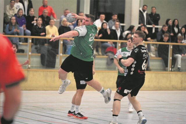 Philipp Berg (PSV Recklinghausen) beim Wurf