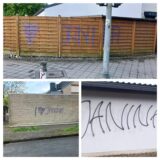 Schmierereien an Zäunen und Hauswänden mit dem Schriftzug „Janina“.