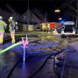 Feuerwehreinsatz bei brennendem E-Auto in Dorsten.