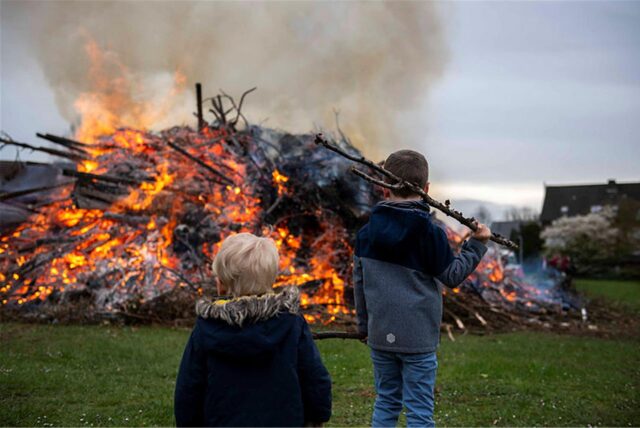 Osterfeuer in Flaesheim