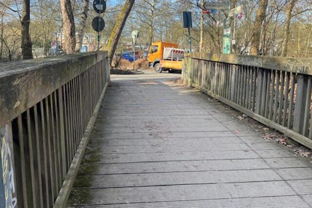 Alte Holzbrücke