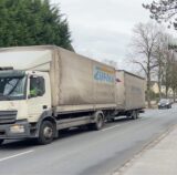 Verkehr am neuen Weg