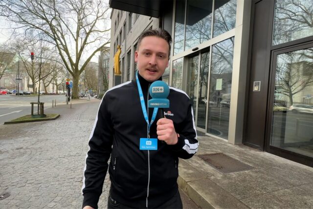 Tim Hübbertz steht auf dem Wall in Dortmund und berichtet von dem geplanten Umzug von Thalia.