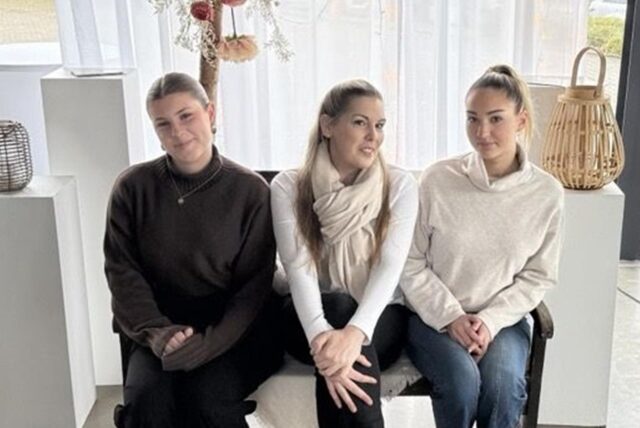 Jürgen Mohr hat die ehemalige Fahrzeughalle von Sidney Hoffmann in einen Showroom und eine Eventlocation namens Krystall verwandelt. Hier findet erstmals eine Hochzeitsmesse statt.