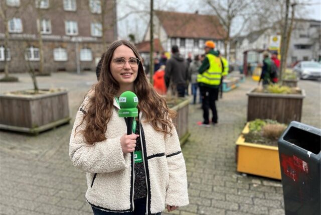 Redakteurin Lara Teschers berichtete von der Kundgebung am Tigg in Datteln.