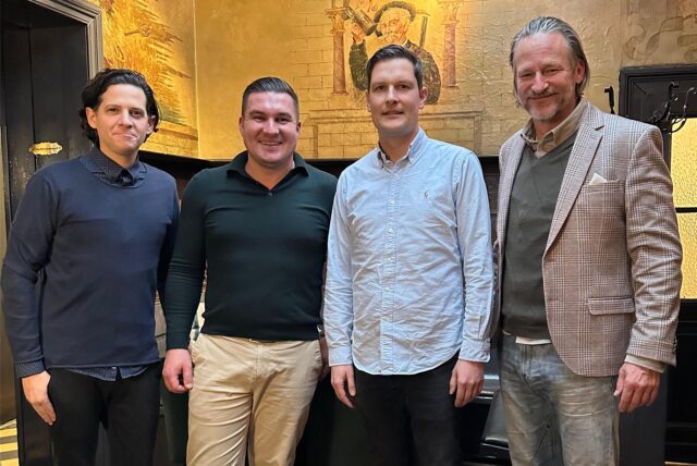 Ciro de Luca (THE STAGE), Josip Vucak (Landhaus Hesse), Michael Dyllong (THE STAGE) und Sven Stute (Geschäftsführer Bounty Communication Group GmbH & Organisator von Dortmund à la carte).
