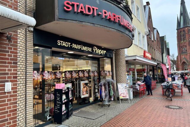 Außenansicht von Stadt-Parfümerie Pieper in Haltern.