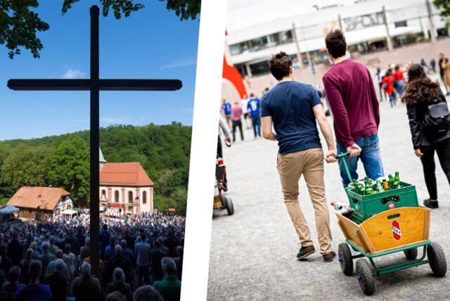 Links ein großes Kreuz bei der Männerwallfahrt in Wachstedt an Christi Himmelfahrt in einer großen Menschenmenge, rechts zwei Männer, die am Vatertag einen Bollerwagen ziehen.