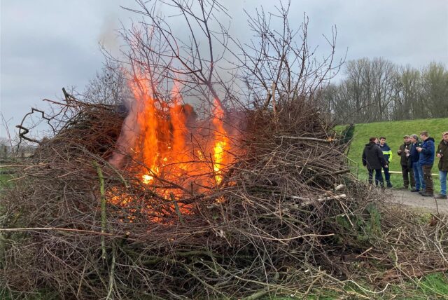 Ein Osterfeuer der Landjugend
