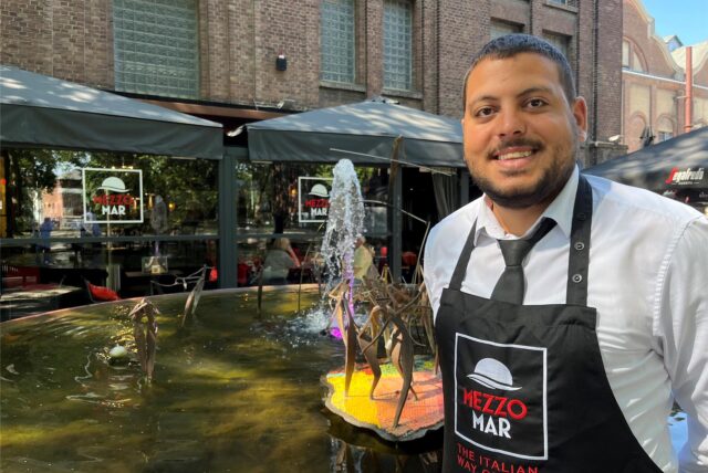 Ali Chahine vor dem Mezzomar in Dorsten