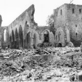 Historisches BIld der zerstörten St. Amandus-Kirche