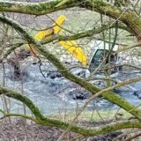 Ein Bagger untersuchte bereits vor einigen Wochen für die Emschergenossenschaft die Sohle der Emscher.