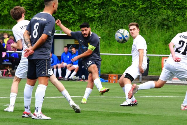 Die SF Habinghorst/Dingen um Alihan Kurgan (Kapitän) trafen in der vergangenen Saison auf den FC Frohlinde III.