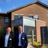 Der Ärztliche Direktor der LWL-Klinik Herten, Dr. Johannes Albers und Pflegedirektor Dr. Michael Kramer.
