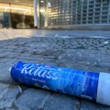 Solche und andere Lachgas-Flaschen findet man offenbar an verschiedenen Stellen im Stadtgebiet, oft in Gebüschen oder am Rande von Parkplätzen.