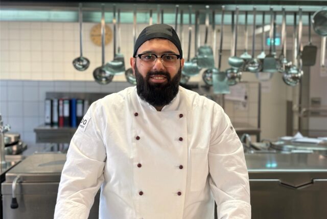 Majd ist unendlich dankbar, dass sein Ausbilder ihn vor drei Jahren überredet hat, eine Ausbildung zum Koch zu machen. Heute kann er sich ein Leben ohne Kochen gar nicht mehr vorstellen.