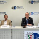 Gregor Lange, Polizeipräsident in Dortmund, und Jörg Ziegler, leitender Kriminaldirektor, bei der Pressekonferenz zur Kriminalstatistik 2024.
