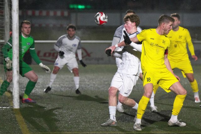 In beiden Strafräumen war im Kreispokal-Achtelfinale zwischen dem TuS Haltern und dem SV Dorsten-Hardt einiges los.