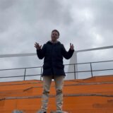 Der Sprung über die Emscher am Mittwoch (12.3.2025): Unser Reporter Tobias Weckenbrock stellte fest, dass der EUV inzwischen aufgeräumt hat.