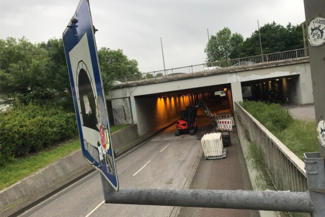 Bauarbeiten finden im Ardeytunnel statt.