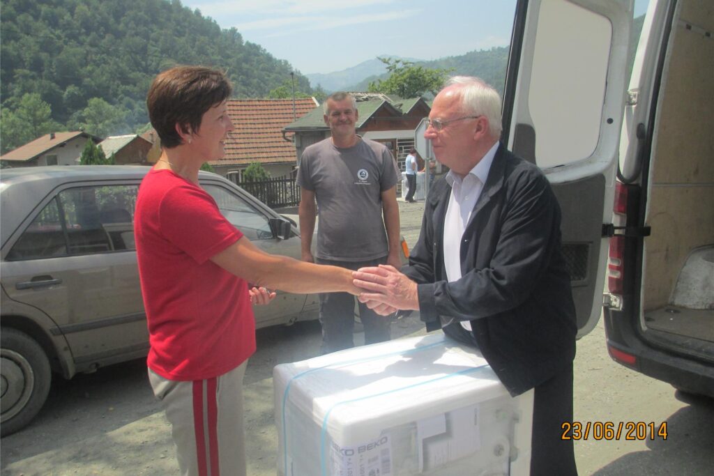 Nach einer Sturmflut reiste er im Juni 2014 in die Unglücksregion im Herzen Bosniens.