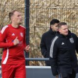 Trainer Steven Gbur (r.) startet mit dem SV Westerholt als erstes Hertener Team in die Testspielphase der Vorbereitung.