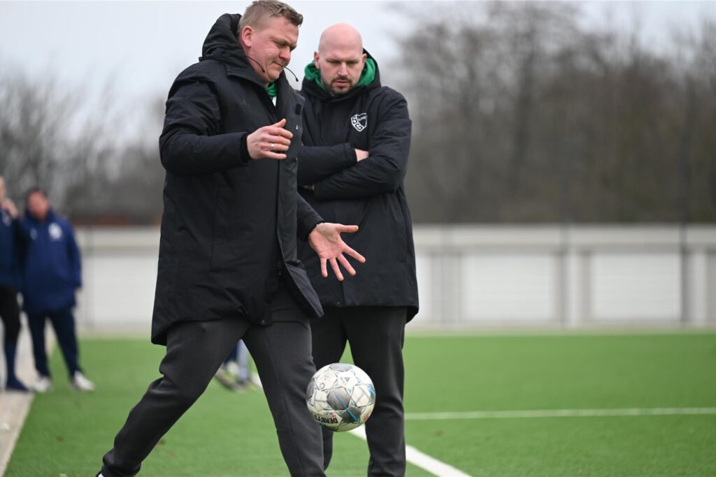 Christoph Meyer (l.) und sein Assistent Christof Szpet Christoph Meyer (l.) und sein Assistent Christof Szpet