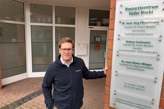 Vincent Sternberg, Geschäftsführer von PraxisEins am Süder Markt 9 in Herten.