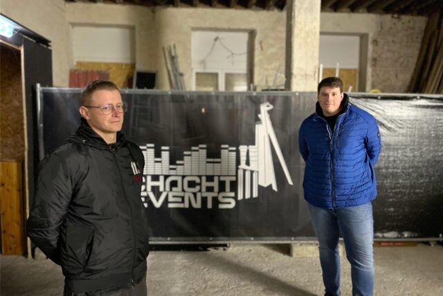 Lukas Böckenholt und Marco Knopp von der Geschäftsführung Schacht3Events im Alten Lampenhaus in Herten.