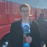 Unser Reporter Julius Obhues berichtet von der Abreise der Nationalmannschaft vom Flughafen Dortmund.
