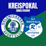 Ein Spieler des Holzwickeder SC schießt den Ball.