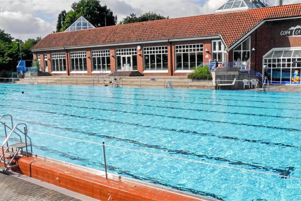 Blick auf das Freibad in Herten.