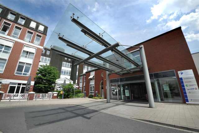 Am St. Rochus-Hospital in Castrop-Rauxel ändert sich durch die Krankenhausreform die Versorgung. Geburtshilfe und Frauenheilkunde werden unter anderem geschlossen.